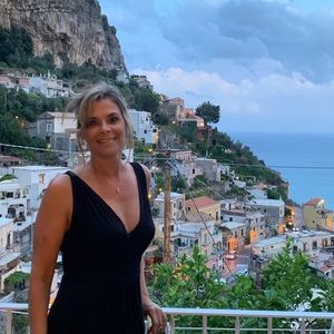 Meet your Posher, Jennifer